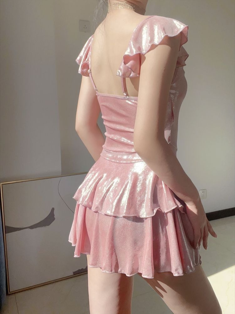 Flattering Shiny Pink Swimwear - đánh giá và giá Womens Suit